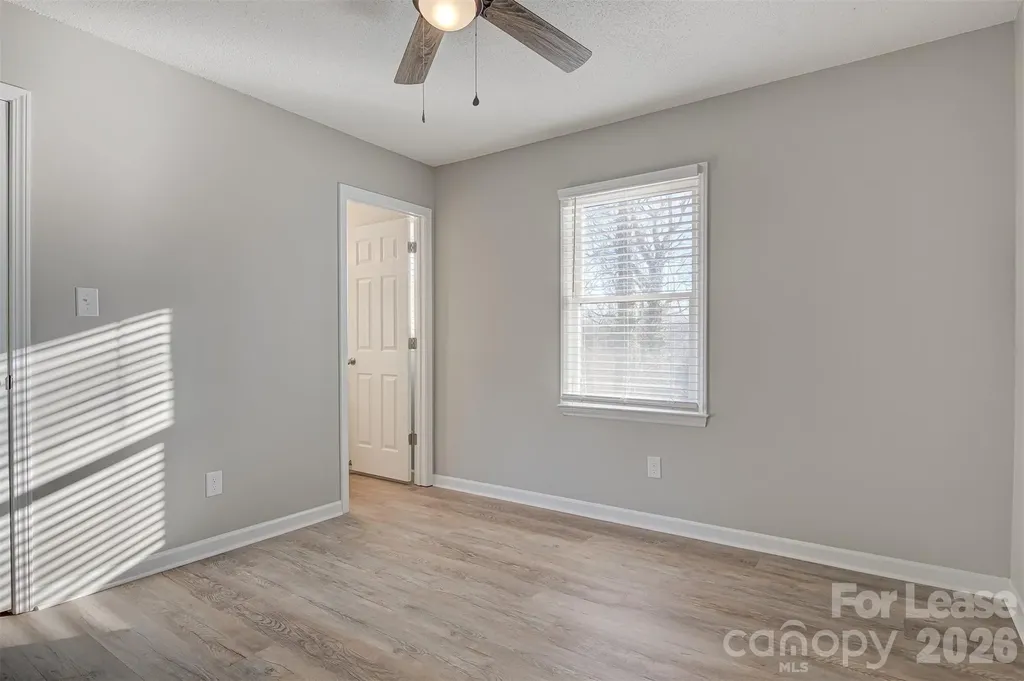 525 12th Street SW Hickory NC 28601