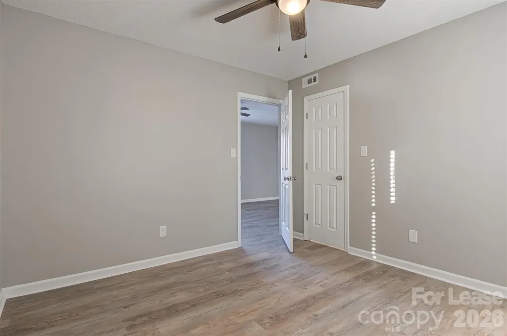 525 12th Street SW Hickory NC 28601