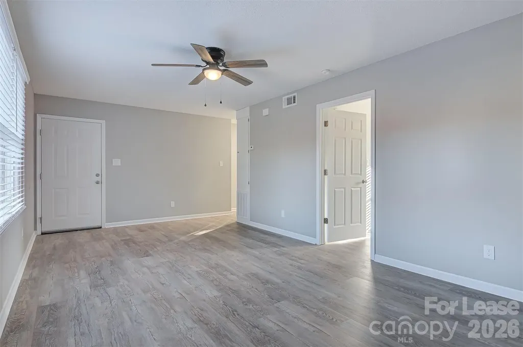 525 12th Street SW Hickory NC 28601