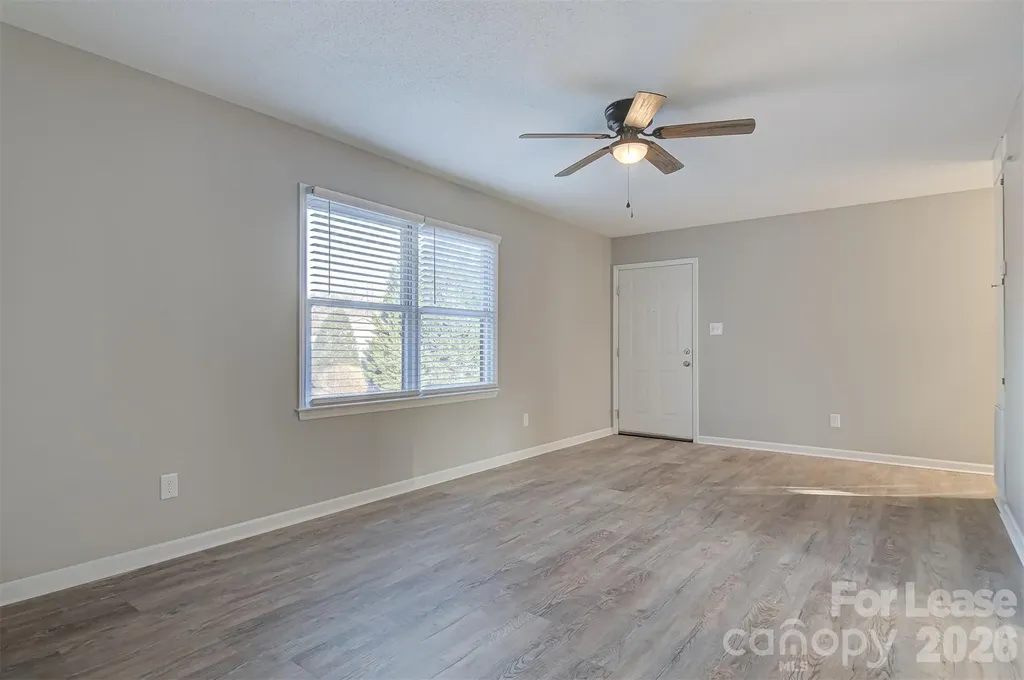 525 12th Street SW Hickory NC 28601