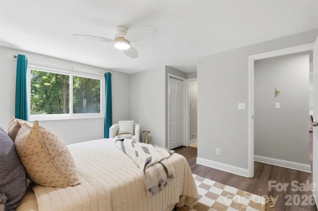 716 Regency Drive Charlotte NC 28211