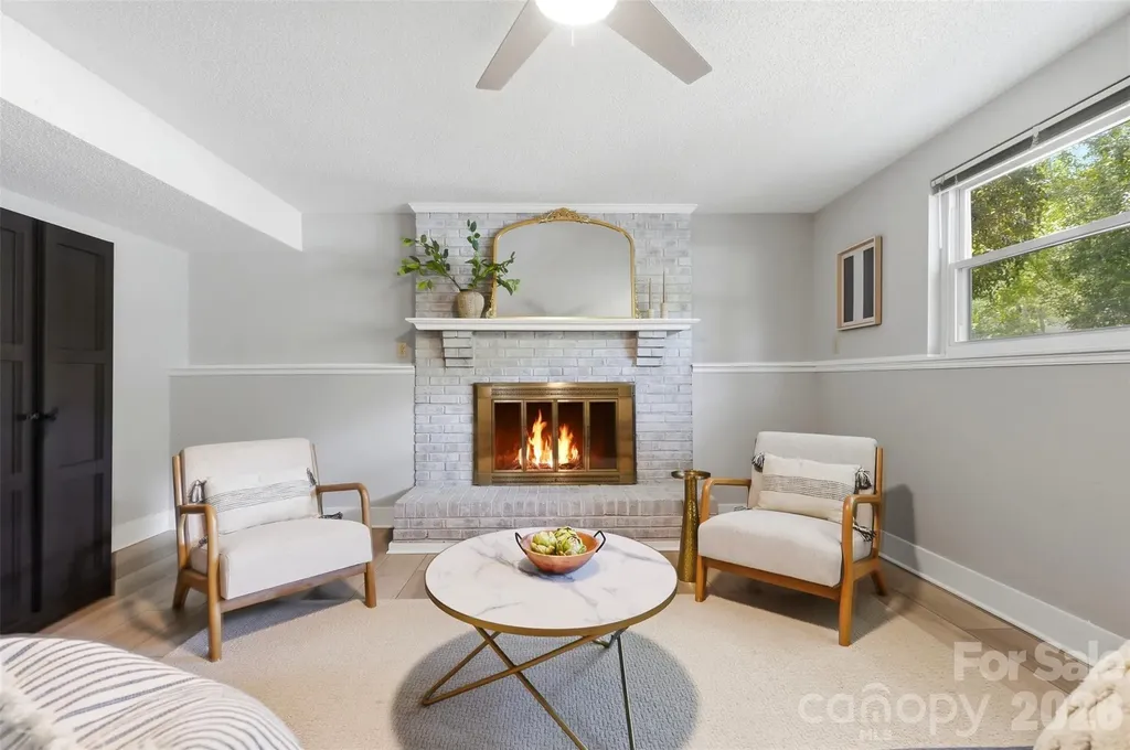 716 Regency Drive Charlotte NC 28211