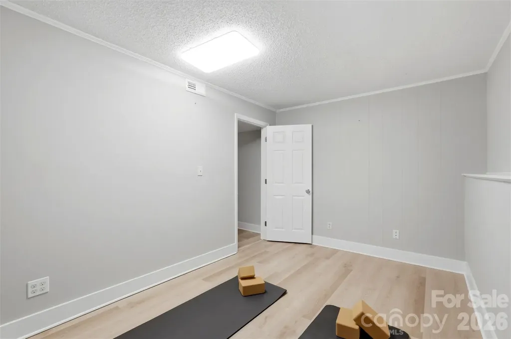 716 Regency Drive Charlotte NC 28211