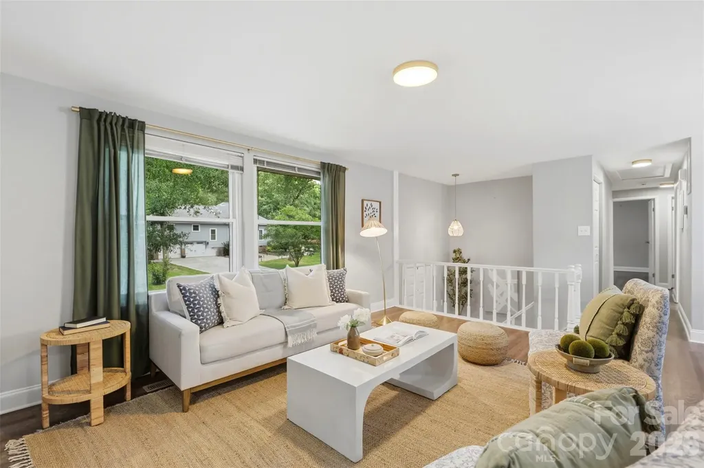 716 Regency Drive Charlotte NC 28211