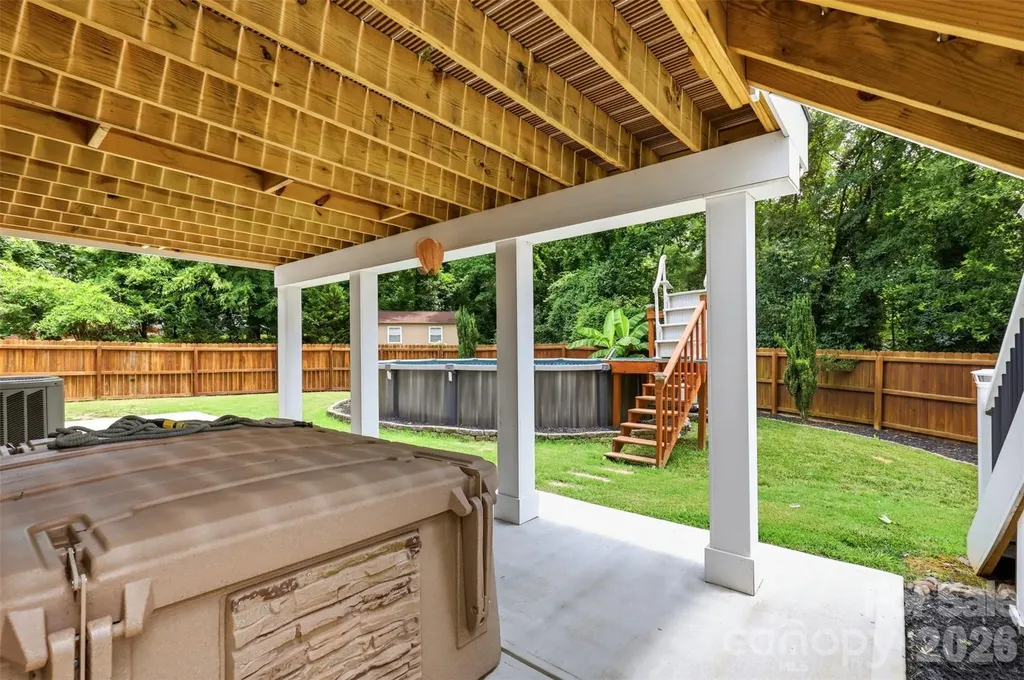 716 Regency Drive Charlotte NC 28211