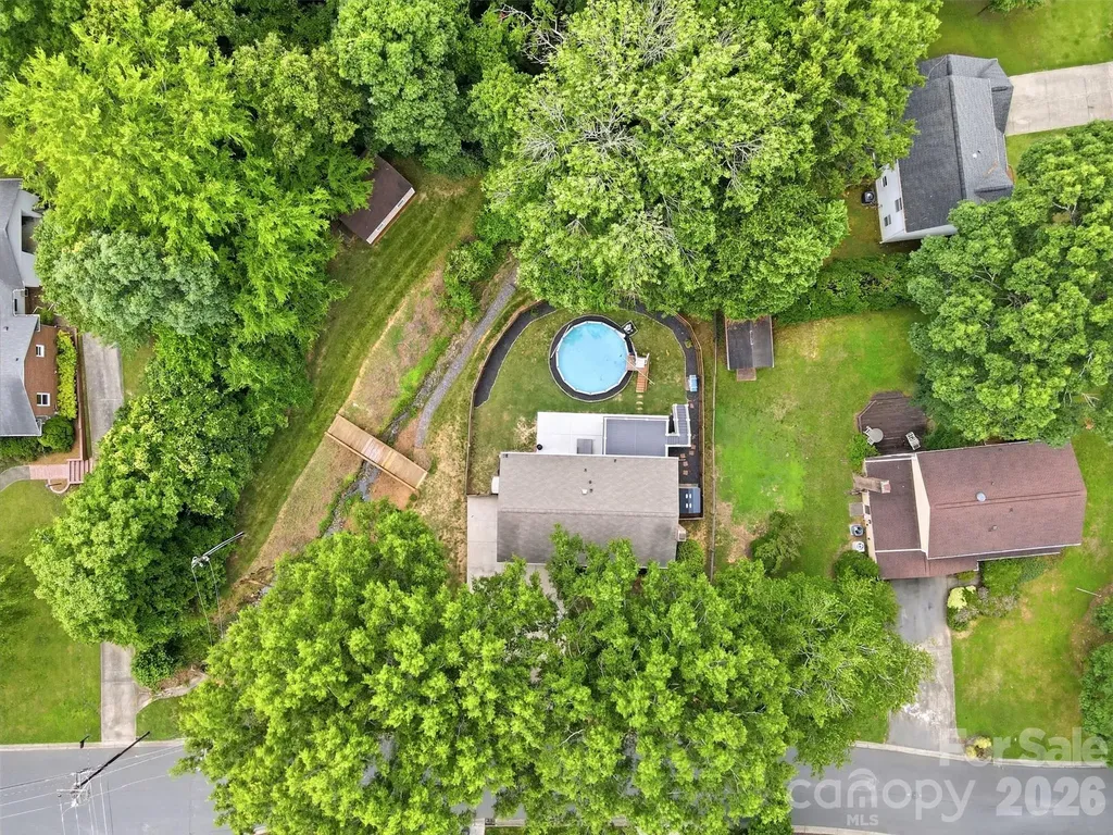 716 Regency Drive Charlotte NC 28211