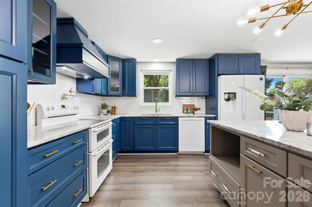 716 Regency Drive Charlotte NC 28211