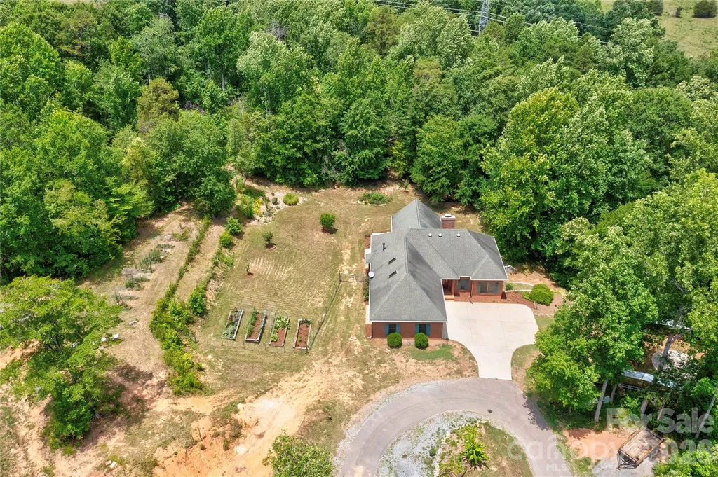 2365 Sylvan Road Grover NC 28073