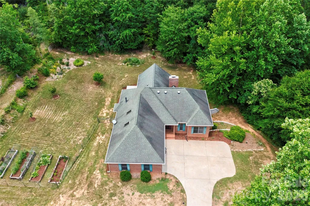 2365 Sylvan Road Grover NC 28073