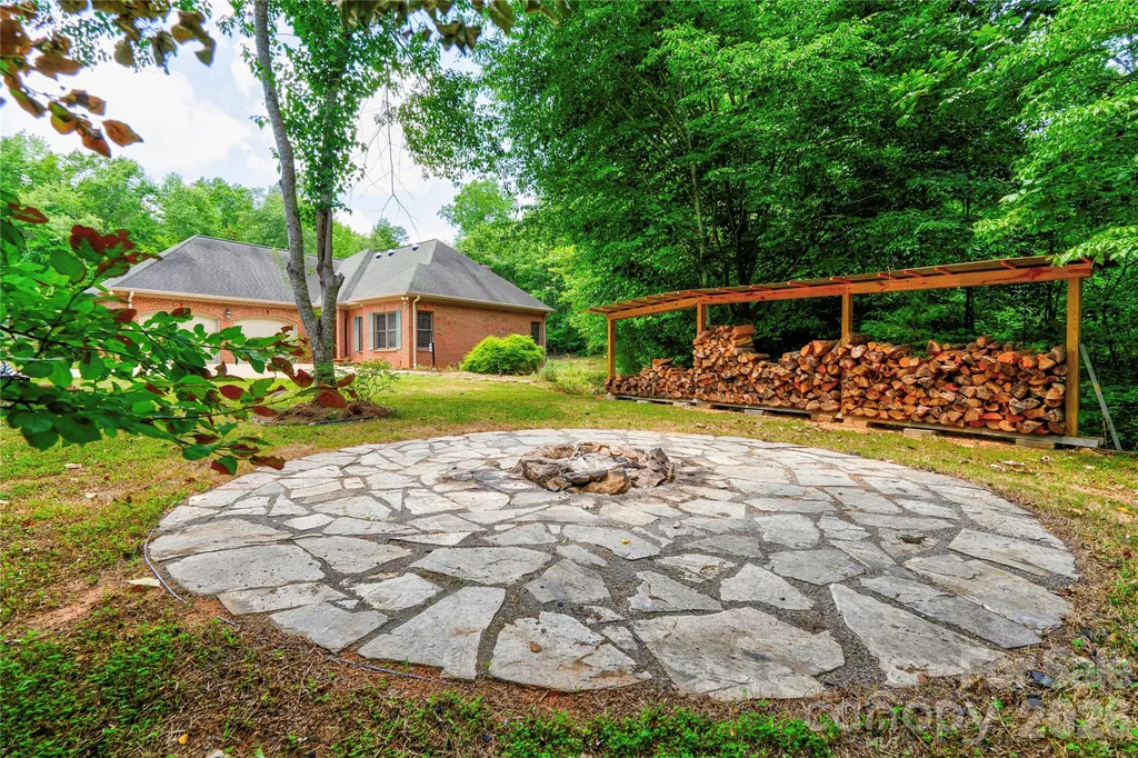 2365 Sylvan Road Grover NC 28073