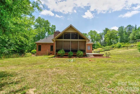 2365 Sylvan Road Grover NC 28073