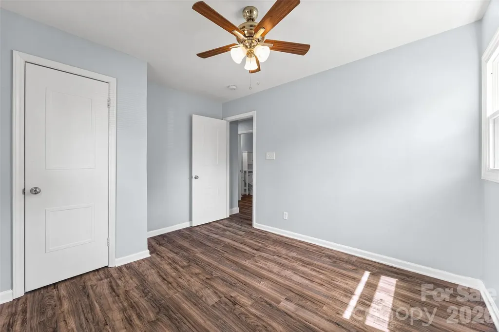 4713 Tanglebriar Drive Charlotte NC 28208