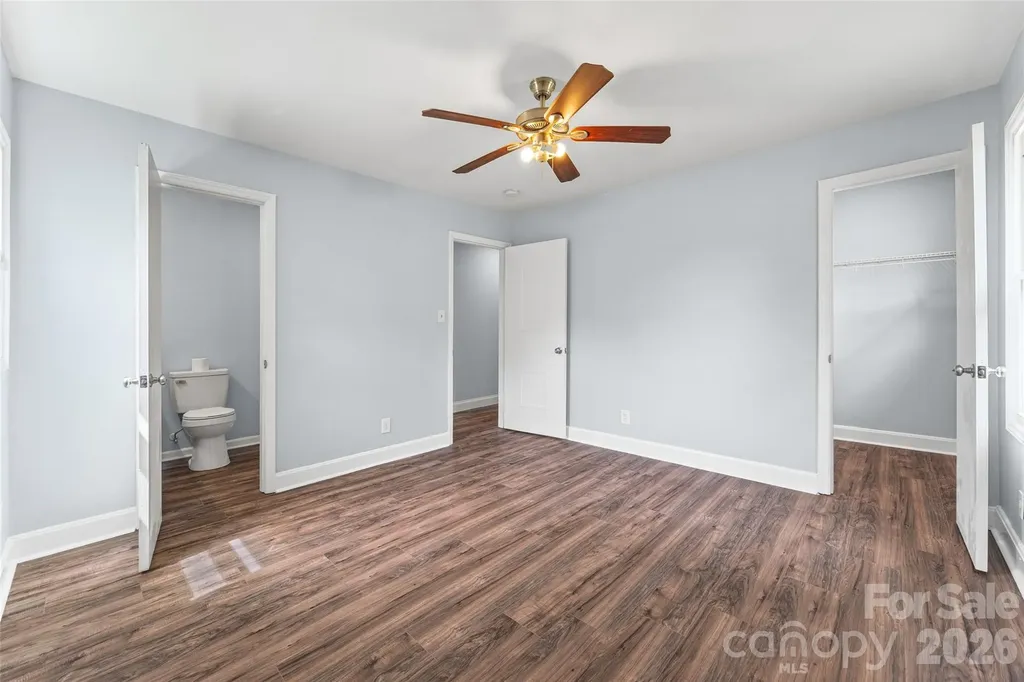 4713 Tanglebriar Drive Charlotte NC 28208