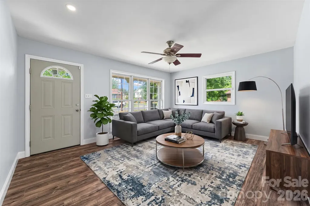 4713 Tanglebriar Drive Charlotte NC 28208