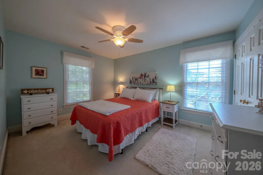 5910 Summerston Place Charlotte NC 28277
