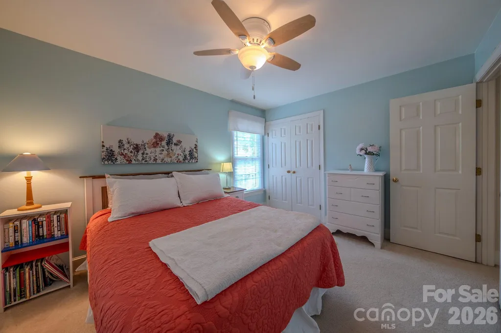 5910 Summerston Place Charlotte NC 28277