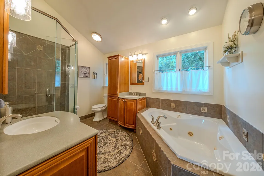 5910 Summerston Place Charlotte NC 28277