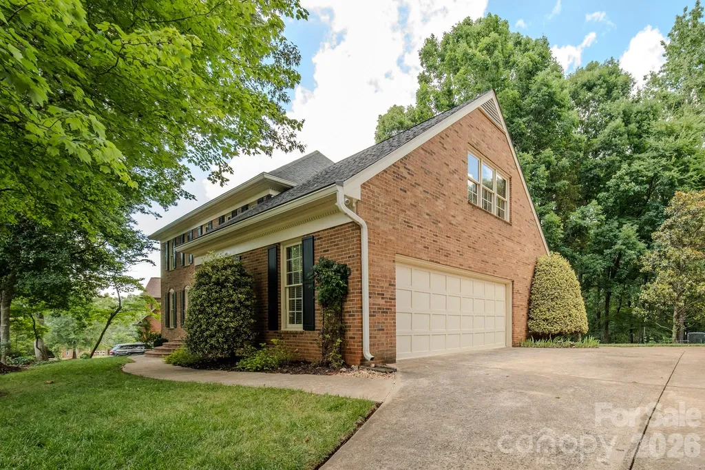 5910 Summerston Place Charlotte NC 28277