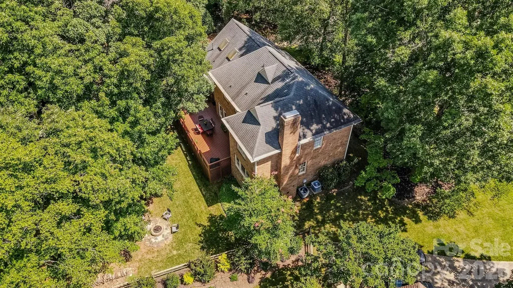 5910 Summerston Place Charlotte NC 28277