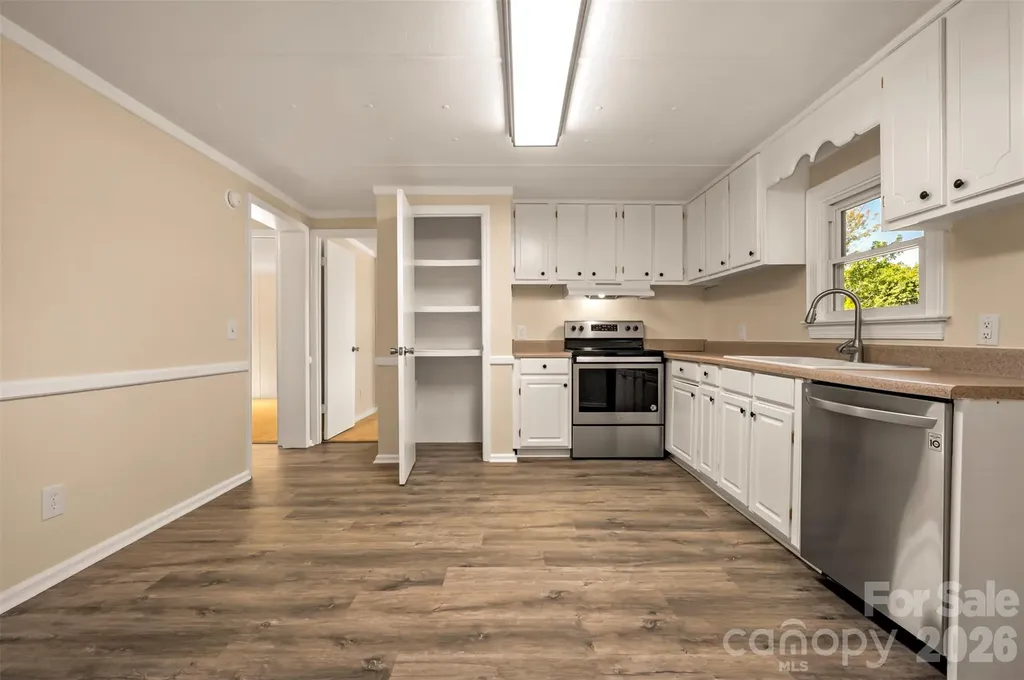 299 Ellenboro Henrietta Road Ellenboro NC 28040