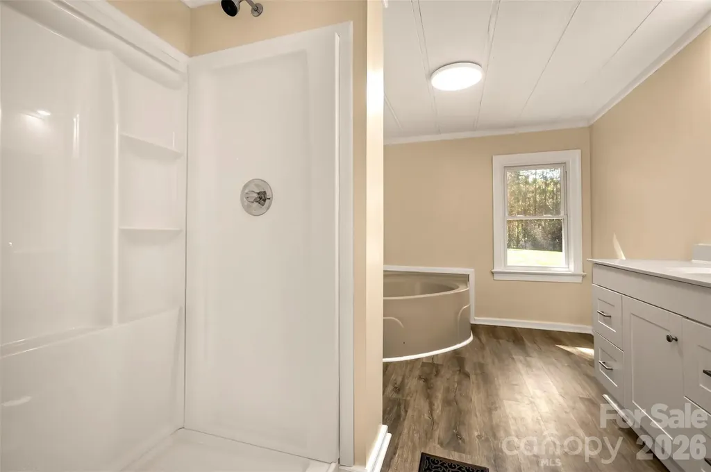299 Ellenboro Henrietta Road Ellenboro NC 28040