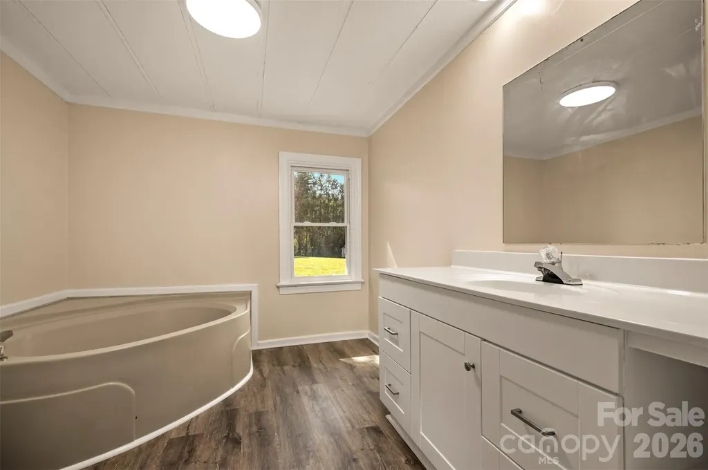 299 Ellenboro Henrietta Road Ellenboro NC 28040