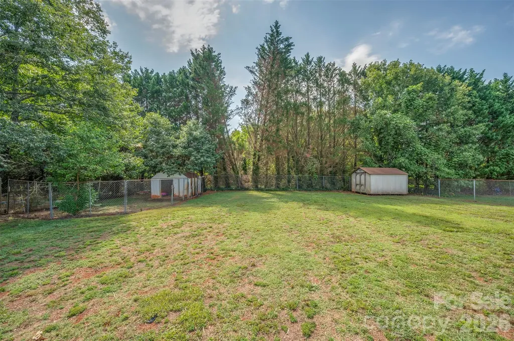 299 Ellenboro Henrietta Road Ellenboro NC 28040