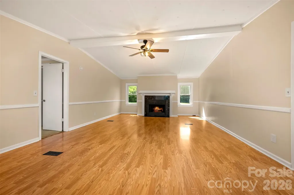 299 Ellenboro Henrietta Road Ellenboro NC 28040