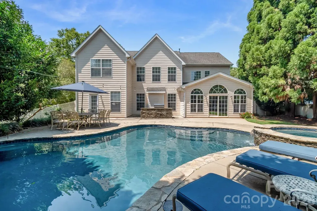 1107 Boulder Court Waxhaw NC 28173