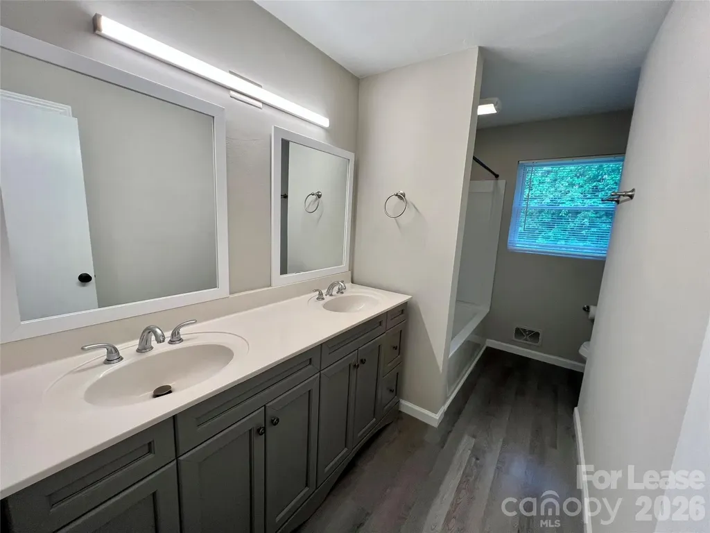 765 8th Avenue Drive SE Hickory NC 28602