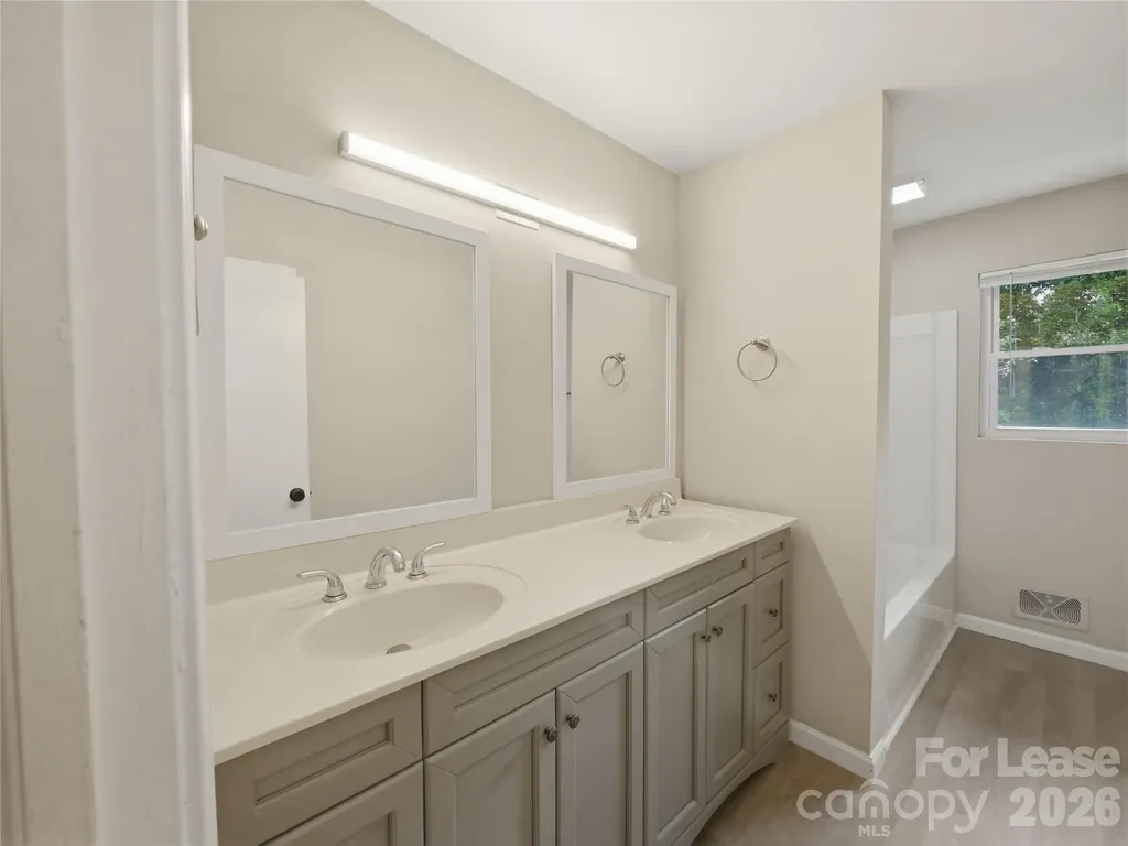 765 8th Avenue Drive SE Hickory NC 28602
