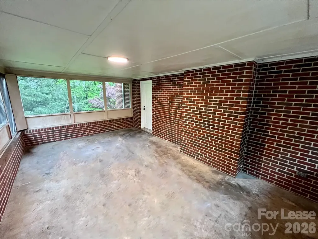 765 8th Avenue Drive SE Hickory NC 28602