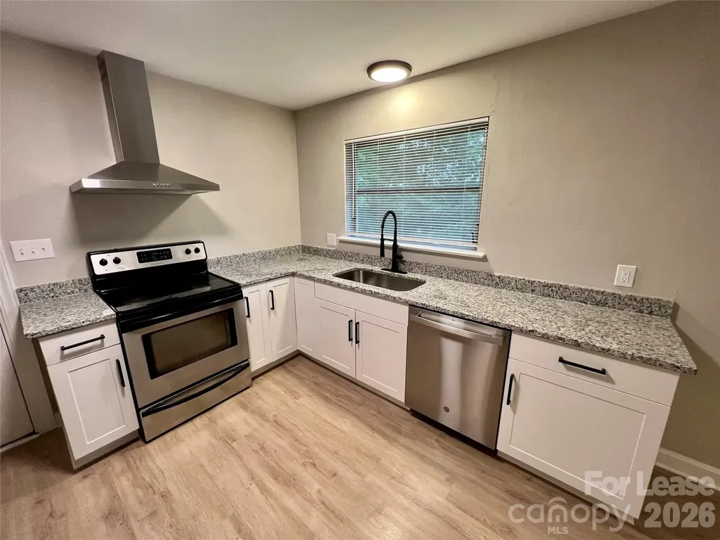765 8th Avenue Drive SE Hickory NC 28602