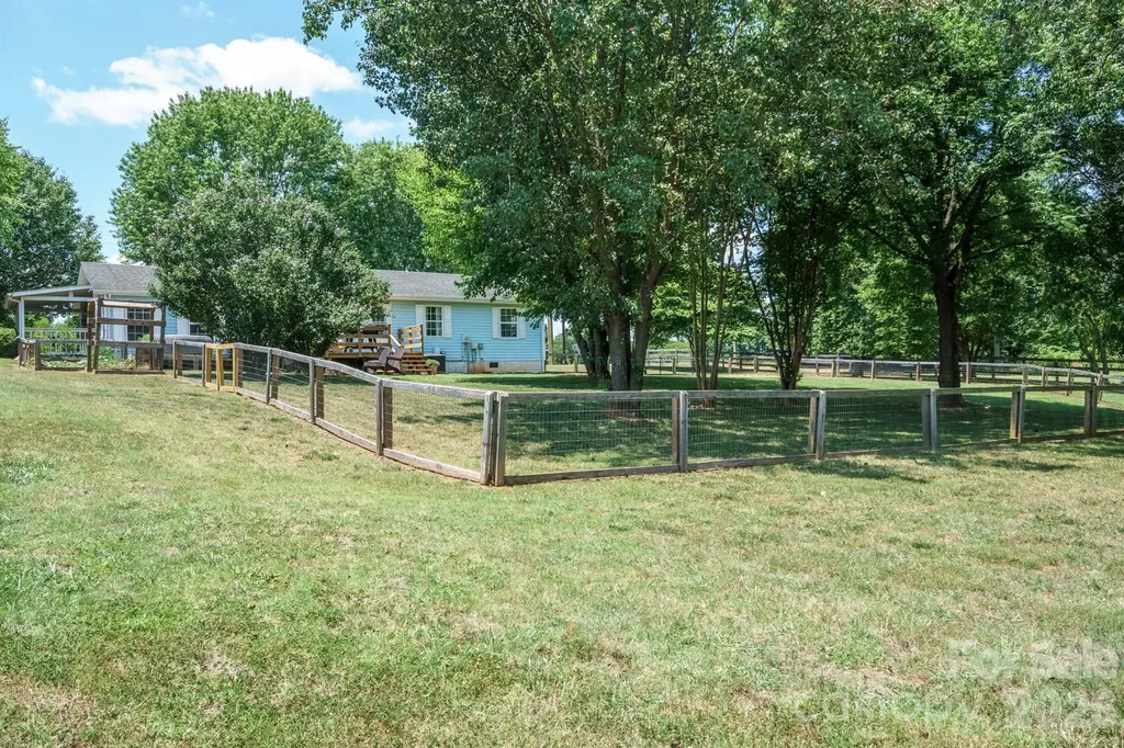 1782 Cat Square Road Vale NC 28168