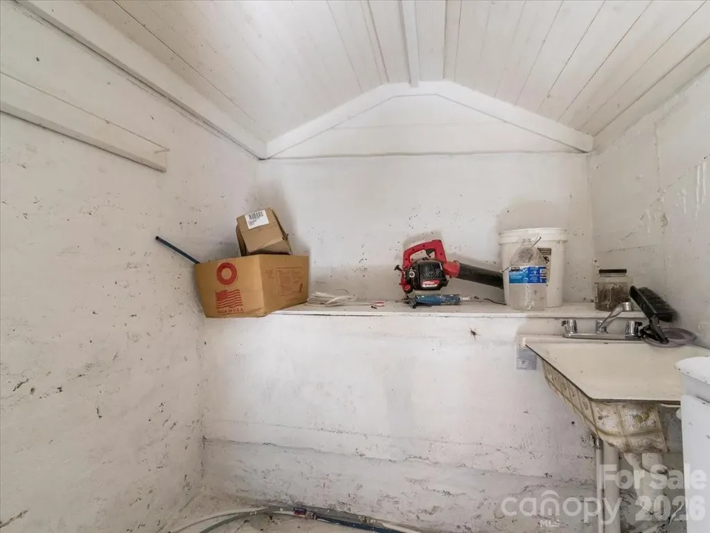 8709 Hwy 226a Highway Little Switzerland NC 28749