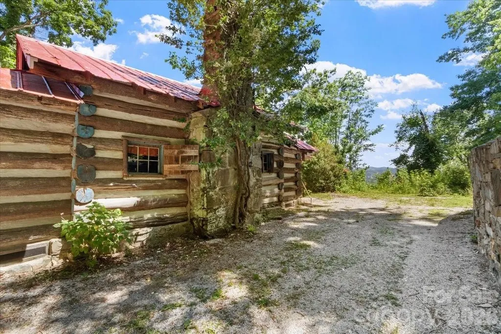 8709 Hwy 226a Highway Little Switzerland NC 28749