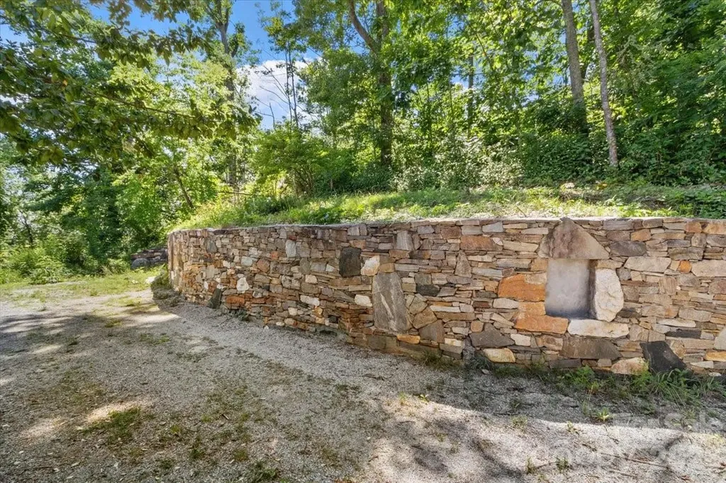 8709 Hwy 226a Highway Little Switzerland NC 28749