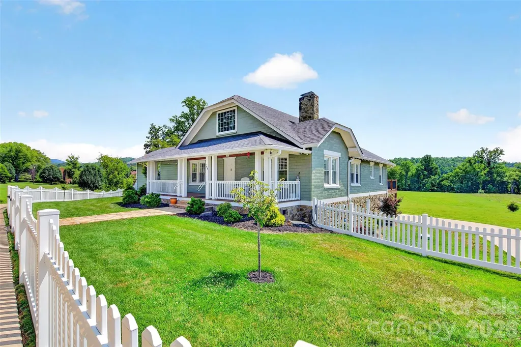 Marion NC, 768 Lake Tahoma Road