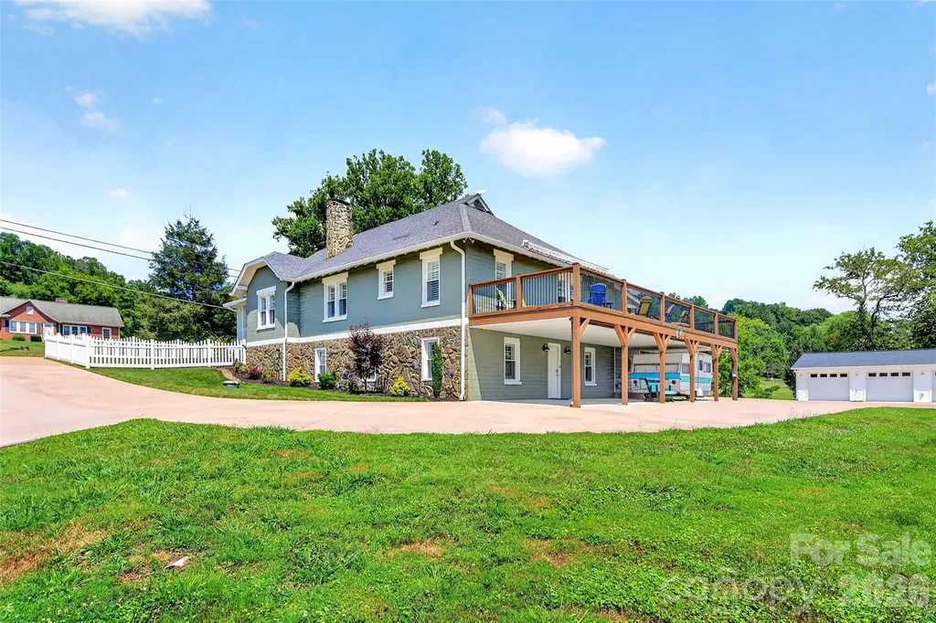 768 Lake Tahoma Road Marion NC 28752