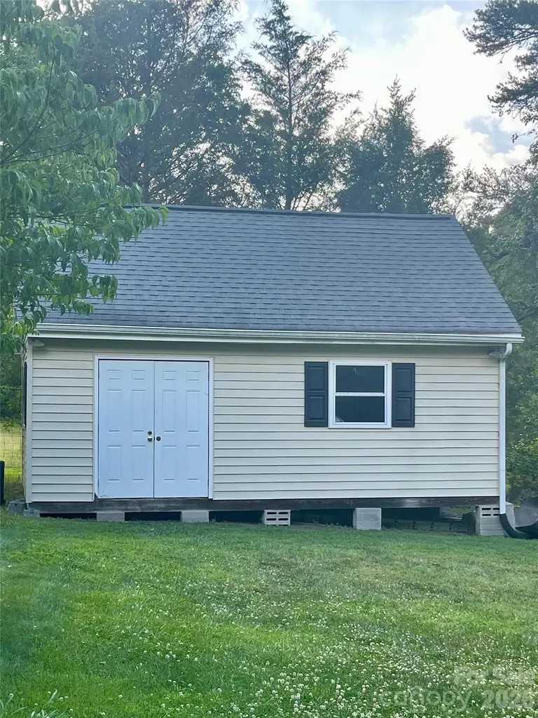 119 Country Meadow Lane Kings Mountain NC 28086