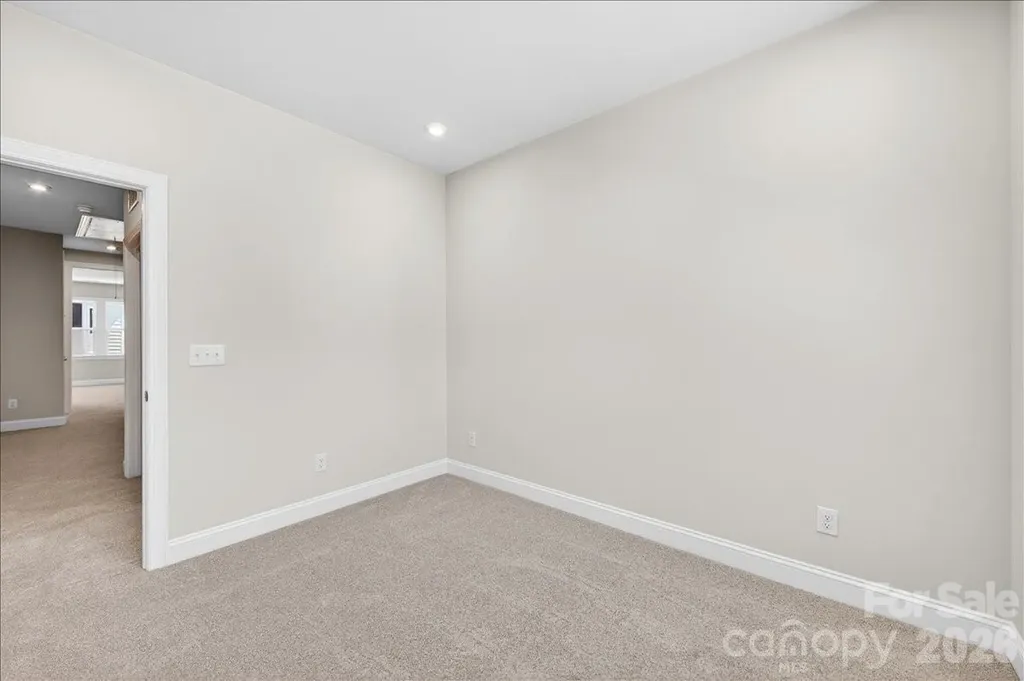 12015 Elsa Lane Charlotte NC 28277