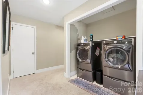 2620 Lynbridge Drive Charlotte NC 28226
