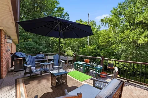 2620 Lynbridge Drive Charlotte NC 28226