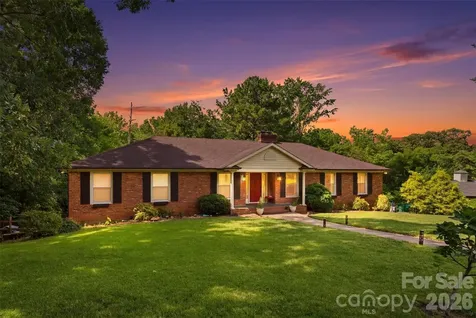 2620 Lynbridge Drive Charlotte NC 28226