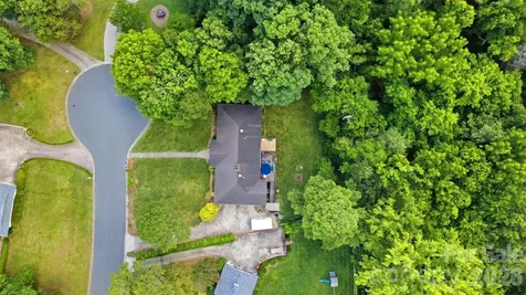 2620 Lynbridge Drive Charlotte NC 28226