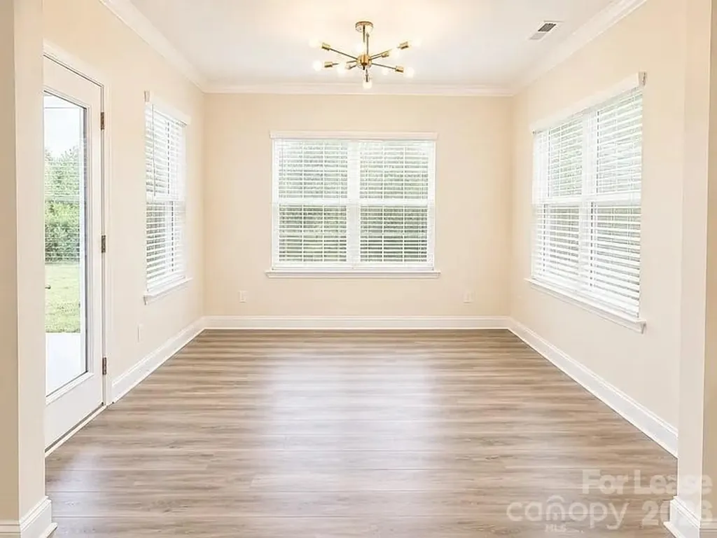 19108 Yellow Birch Drive Charlotte NC 19108