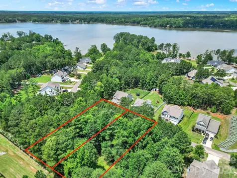 9425 Tradewinds Court Lancaster SC 29720