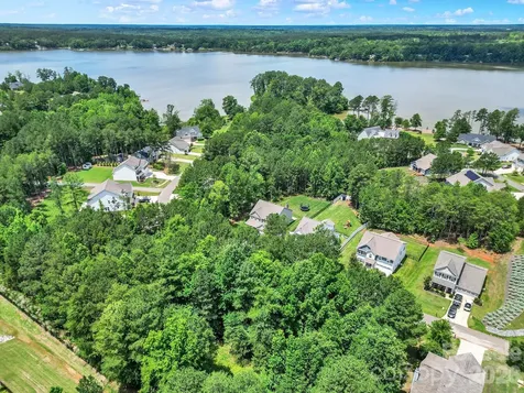9425 Tradewinds Court Lancaster SC 29720