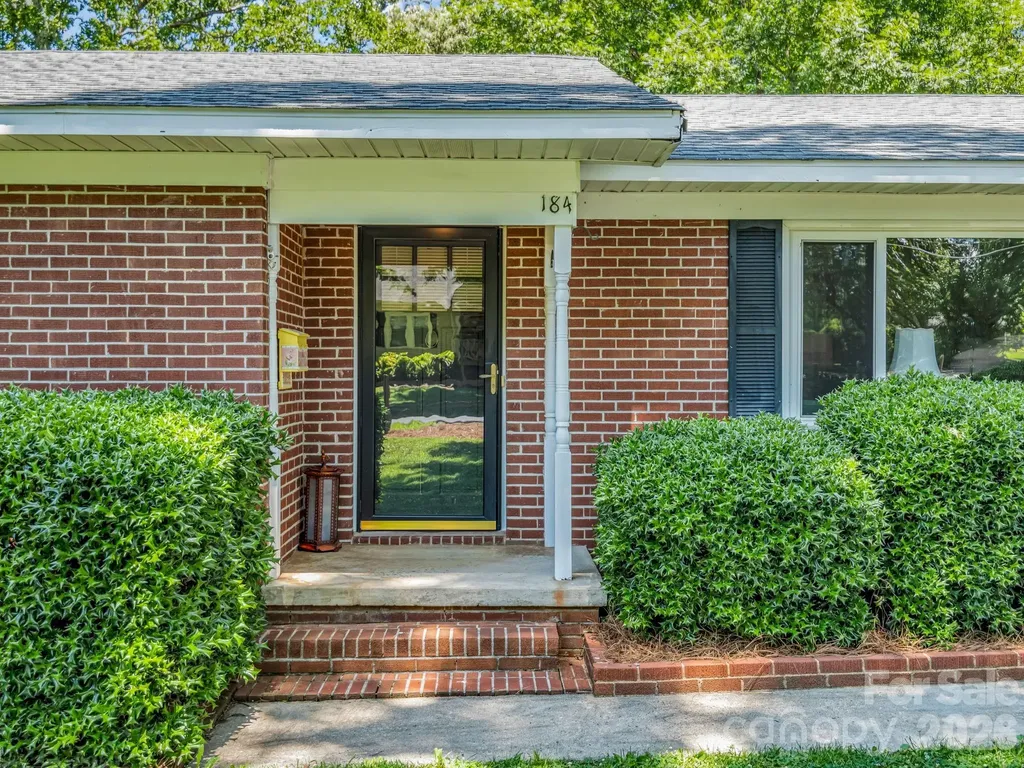 184 Edwards Street Rutherfordton NC 28139