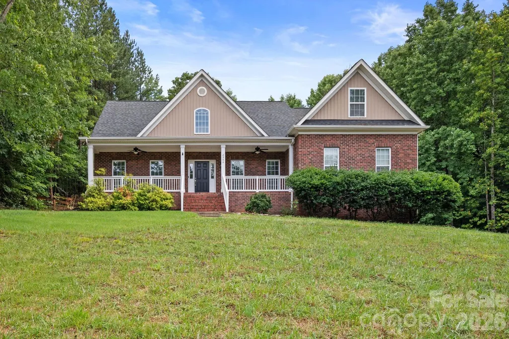 2544 Short Cedar Trail Alexis NC 28006